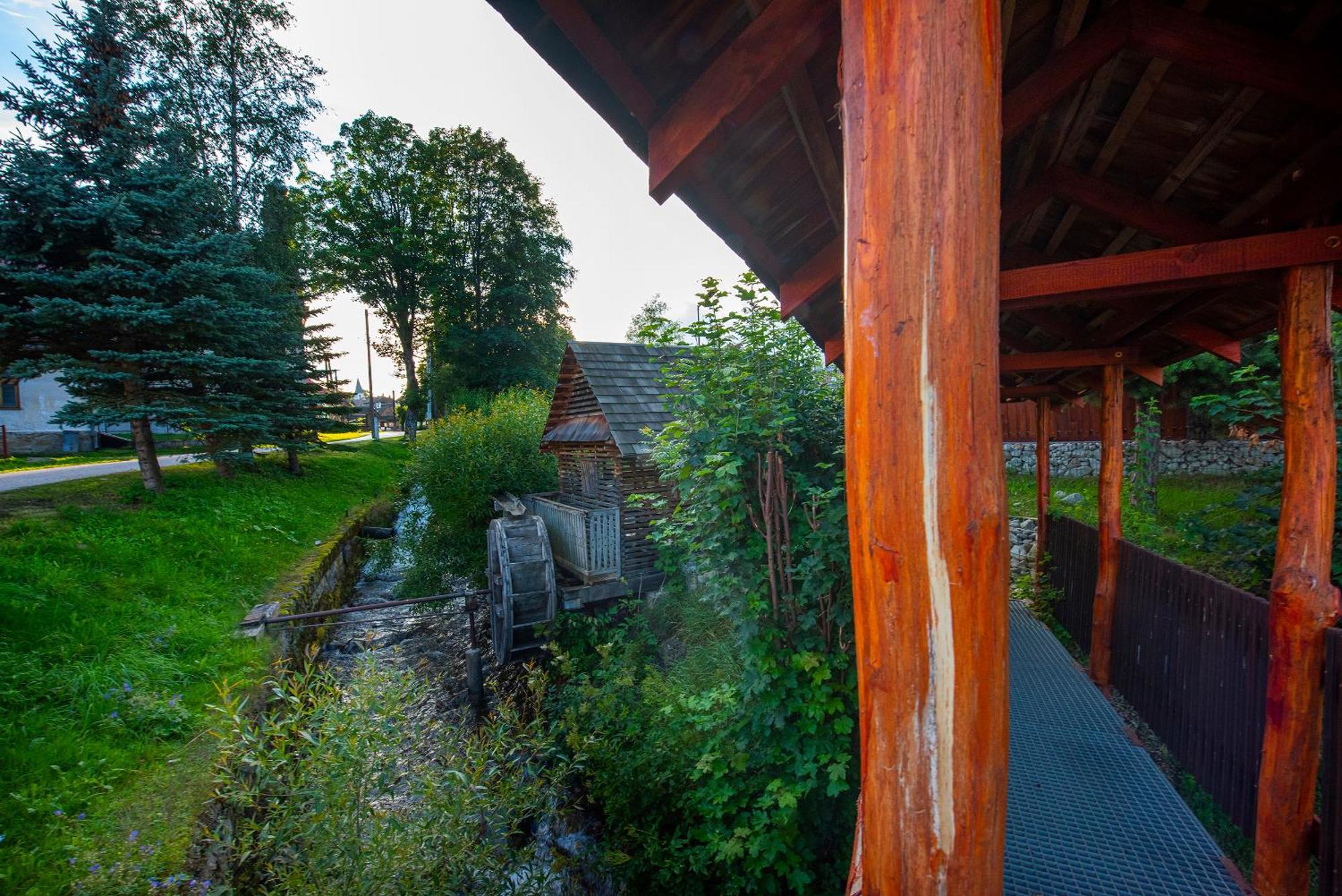 Mengsdorf * Mengusovce